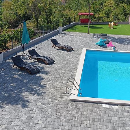 Apartman Hope Zmijavci Bagian luar foto