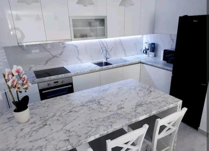Apartman Hope Zmijavci Bagian luar foto