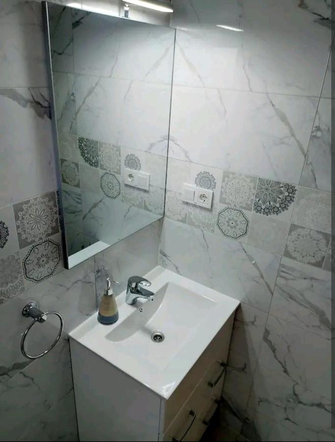 Apartman Hope Zmijavci Bagian luar foto